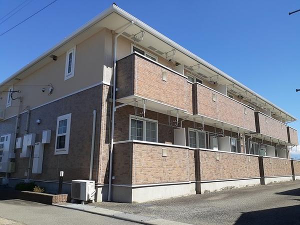 甲府市大津町のアパート