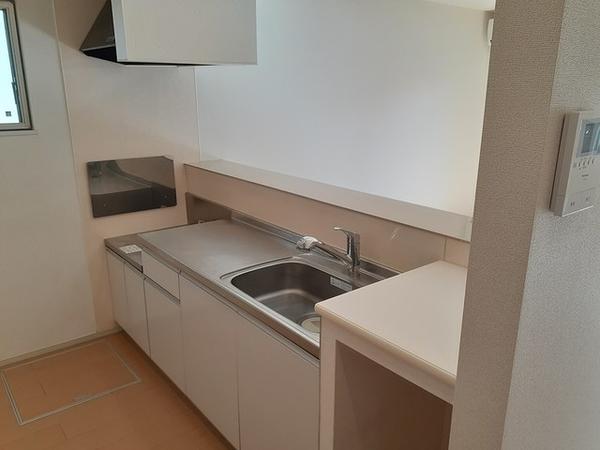甲斐市富竹新田のアパート