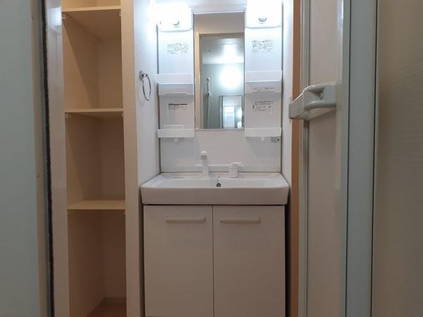甲斐市富竹新田のアパート