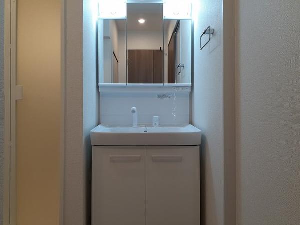 甲府市大里町のアパート