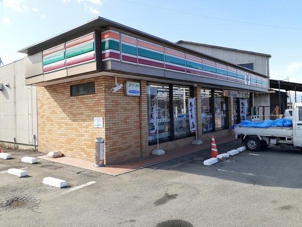 笛吹市一宮町中尾のアパート
