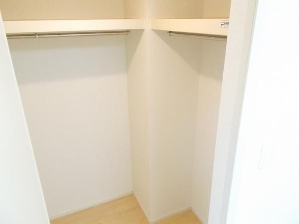 甲府市中小河原町のアパート