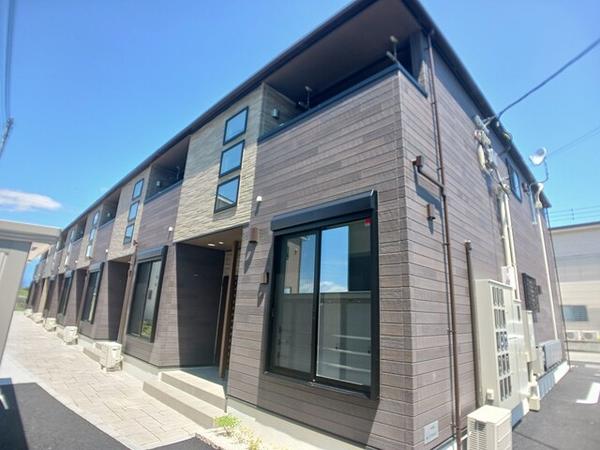 甲府市蓬沢町のアパート