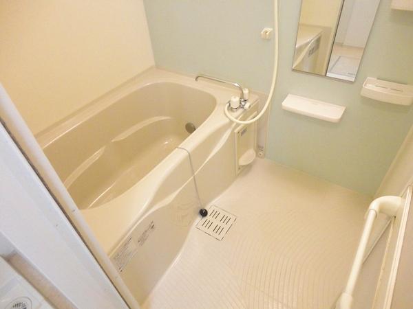 甲府市蓬沢１丁目のアパート