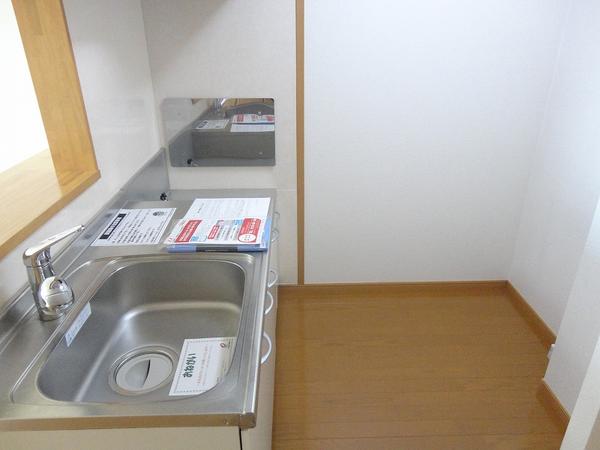 韮崎市龍岡町若尾新田のアパート