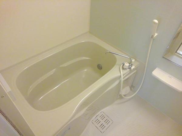 中巨摩郡昭和町西条のアパート