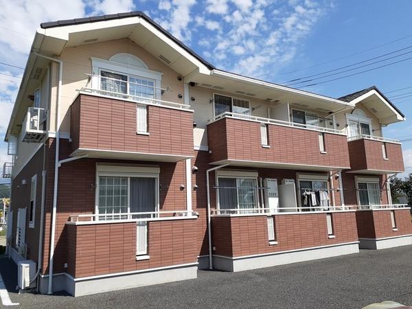 笛吹市春日居町鎮目のアパート
