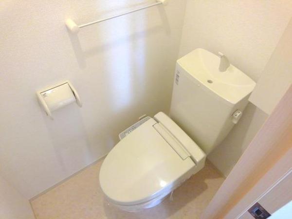 甲府市和戸町のアパート
