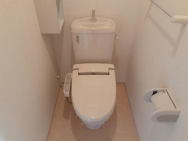 笛吹市春日居町鎮目のアパート