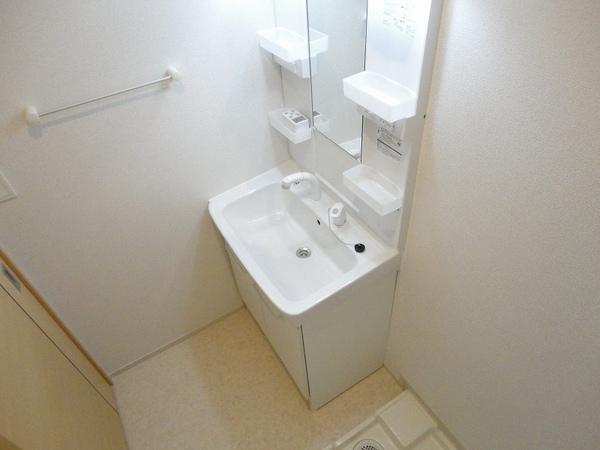 甲斐市篠原のアパート