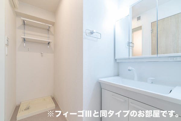 甲斐市西八幡のアパート