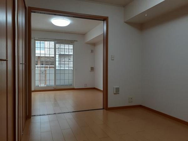 韮崎市大草町若尾のアパート