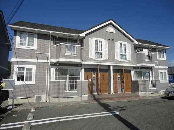 笛吹市春日居町鎮目のアパート
