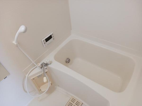 南アルプス市古市場のアパート