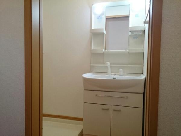 甲府市上町のアパート
