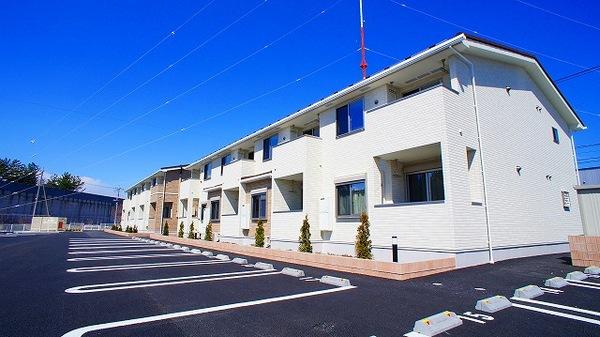 甲斐市富竹新田のアパート
