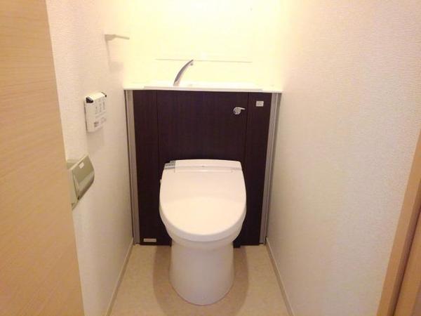 中巨摩郡昭和町河西のマンション