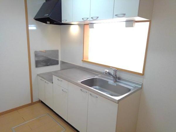 笛吹市石和町河内のアパート