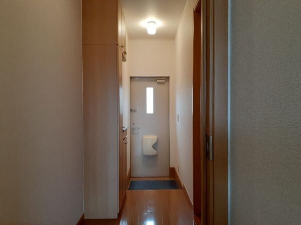 山梨市落合のアパート