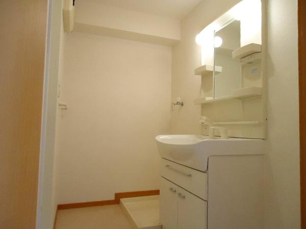 甲斐市大下条のマンション