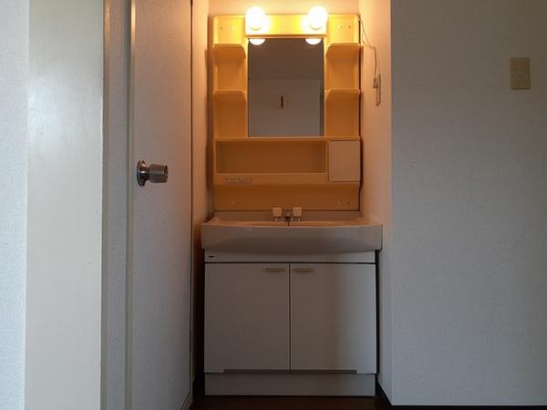 甲府市古上条町のアパート