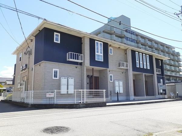 笛吹市石和町八田のアパート