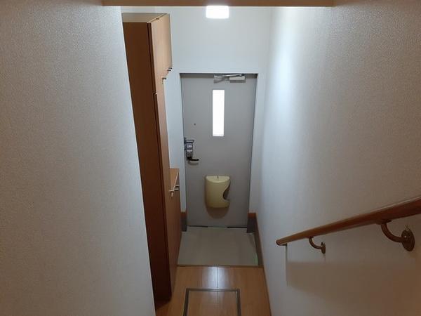 甲州市勝沼町等々力のアパート