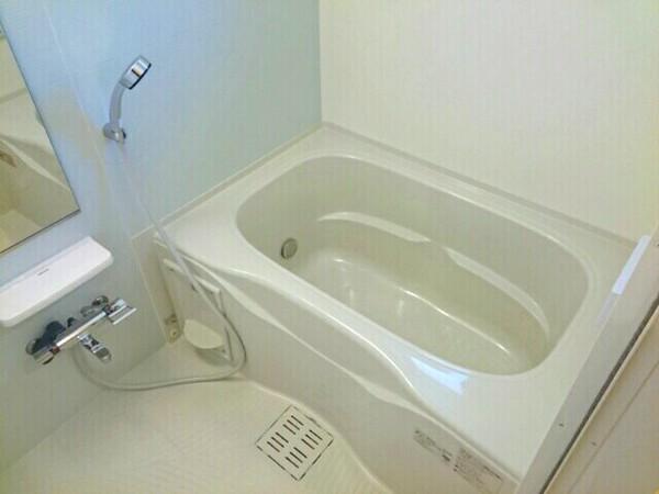 甲府市千塚５丁目のアパート