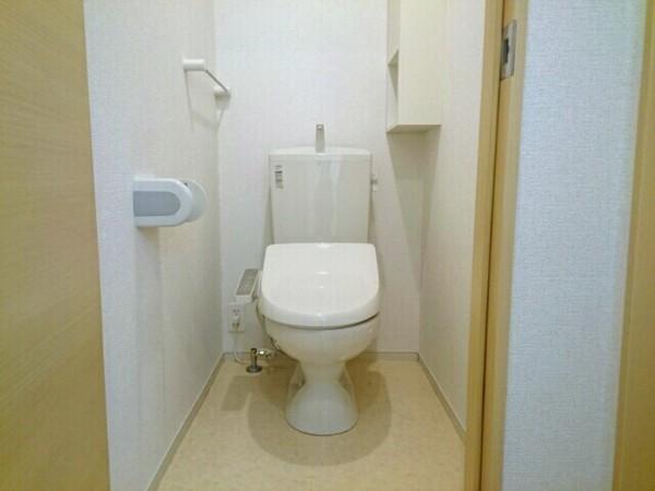 甲府市千塚５丁目のアパート