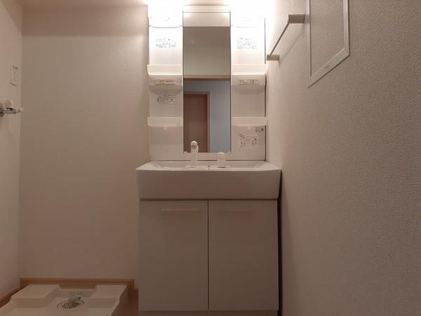 甲府市和戸町のアパート