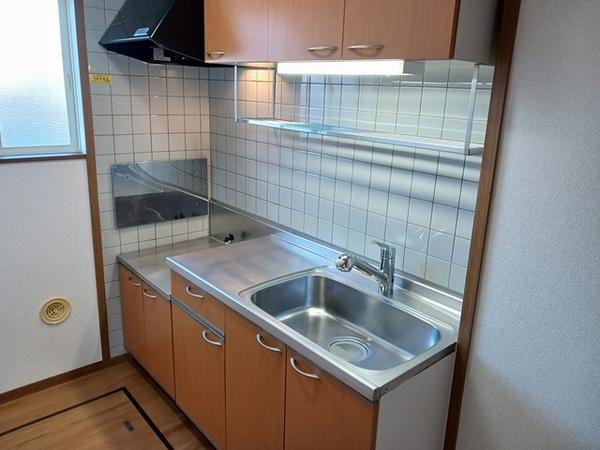 甲斐市中下条のアパート