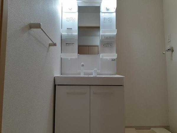 甲府市大里町のアパート