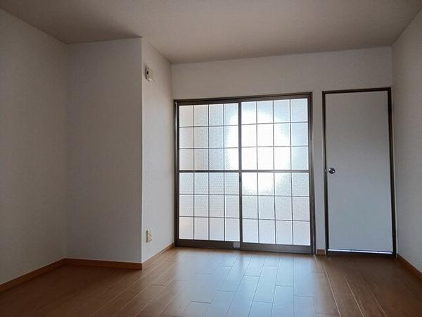 甲府市金竹町のアパート