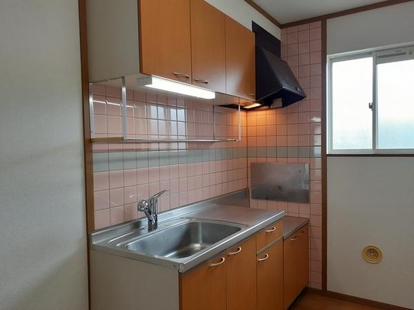 甲府市下小河原町のアパート