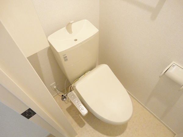 甲府市貢川２丁目のアパート
