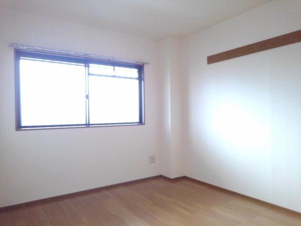 中巨摩郡昭和町西条のマンション