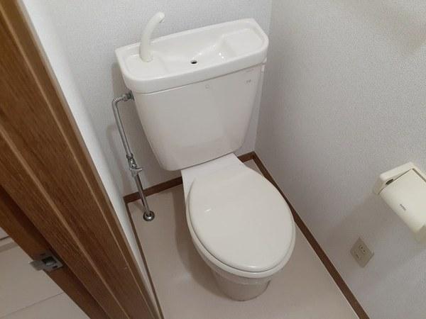 南アルプス市桃園のアパート