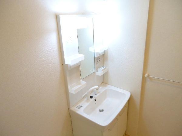 甲府市東光寺１丁目のアパート