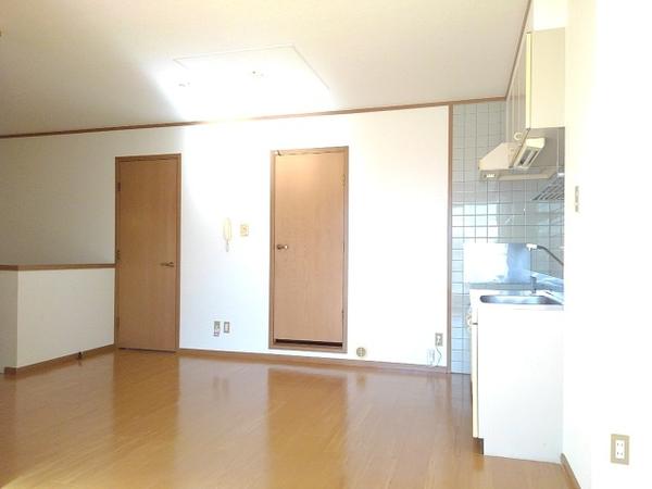 甲斐市富竹新田のアパート