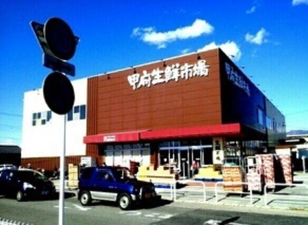 甲府市国母４丁目のアパート