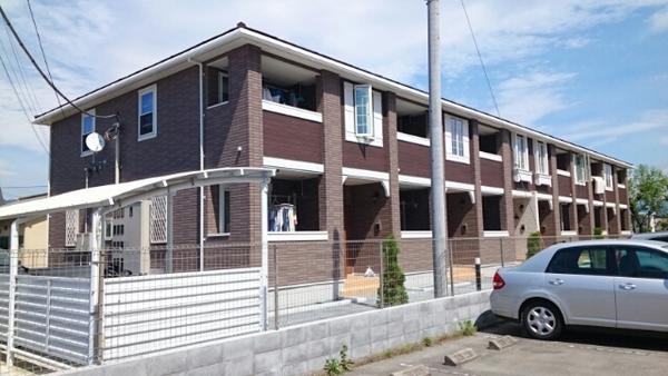 甲府市国母４丁目のアパート