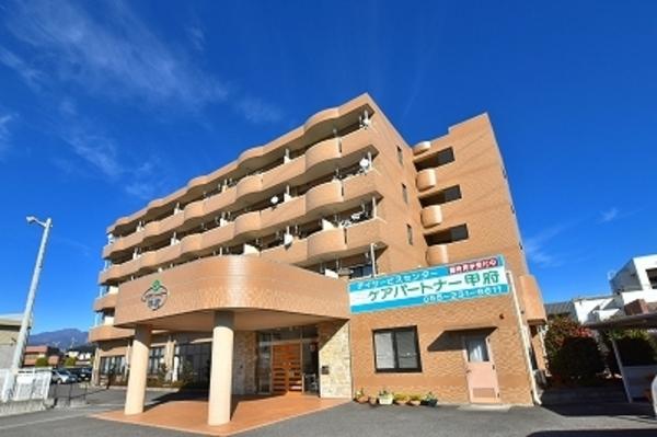 甲府市徳行５丁目のマンション