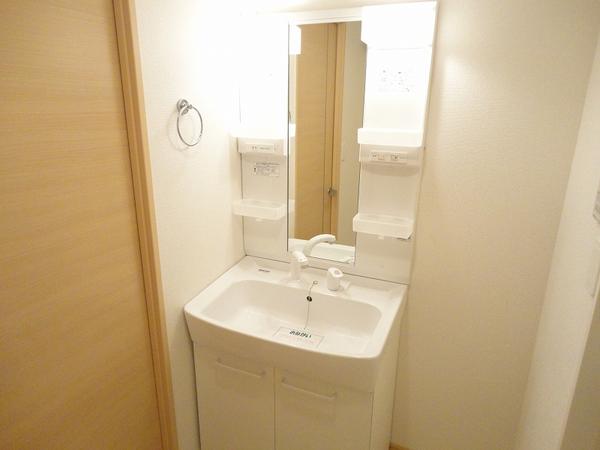 甲府市山宮町のアパート