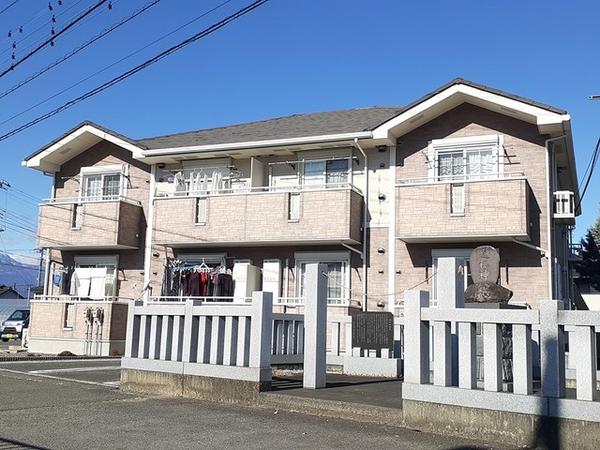 甲府市西下条町のアパート