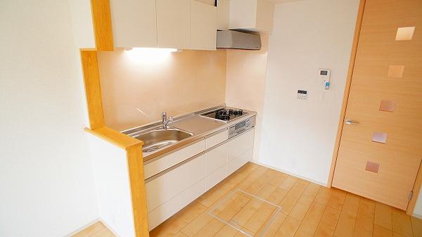 甲州市塩山下塩後のマンション
