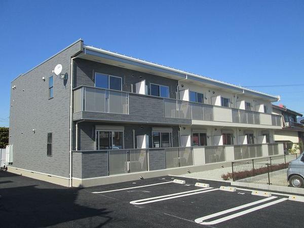 甲斐市西八幡のアパート