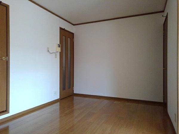 南アルプス市小笠原のアパート