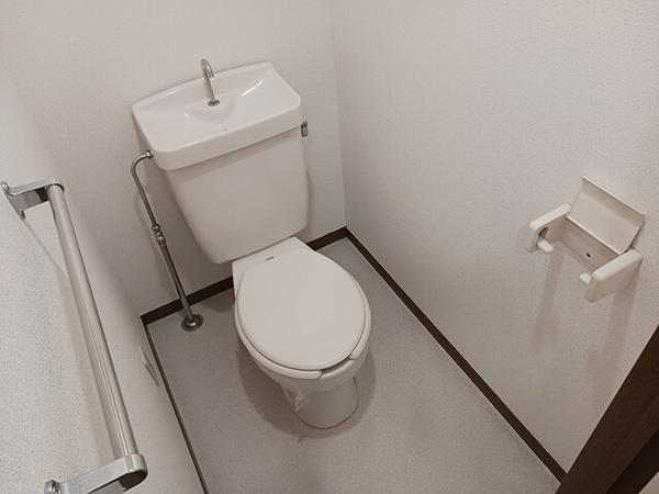 甲府市国母７丁目のアパート