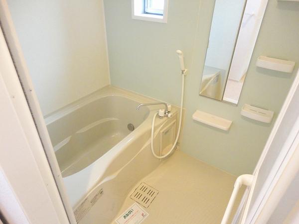 甲斐市富竹新田のアパート