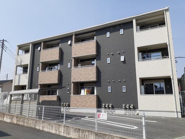 甲斐市富竹新田のアパート